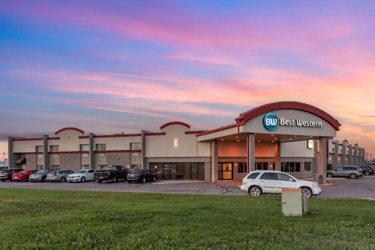 Best Western Marquis Inn & Suites Prince Albert Exteriör bild